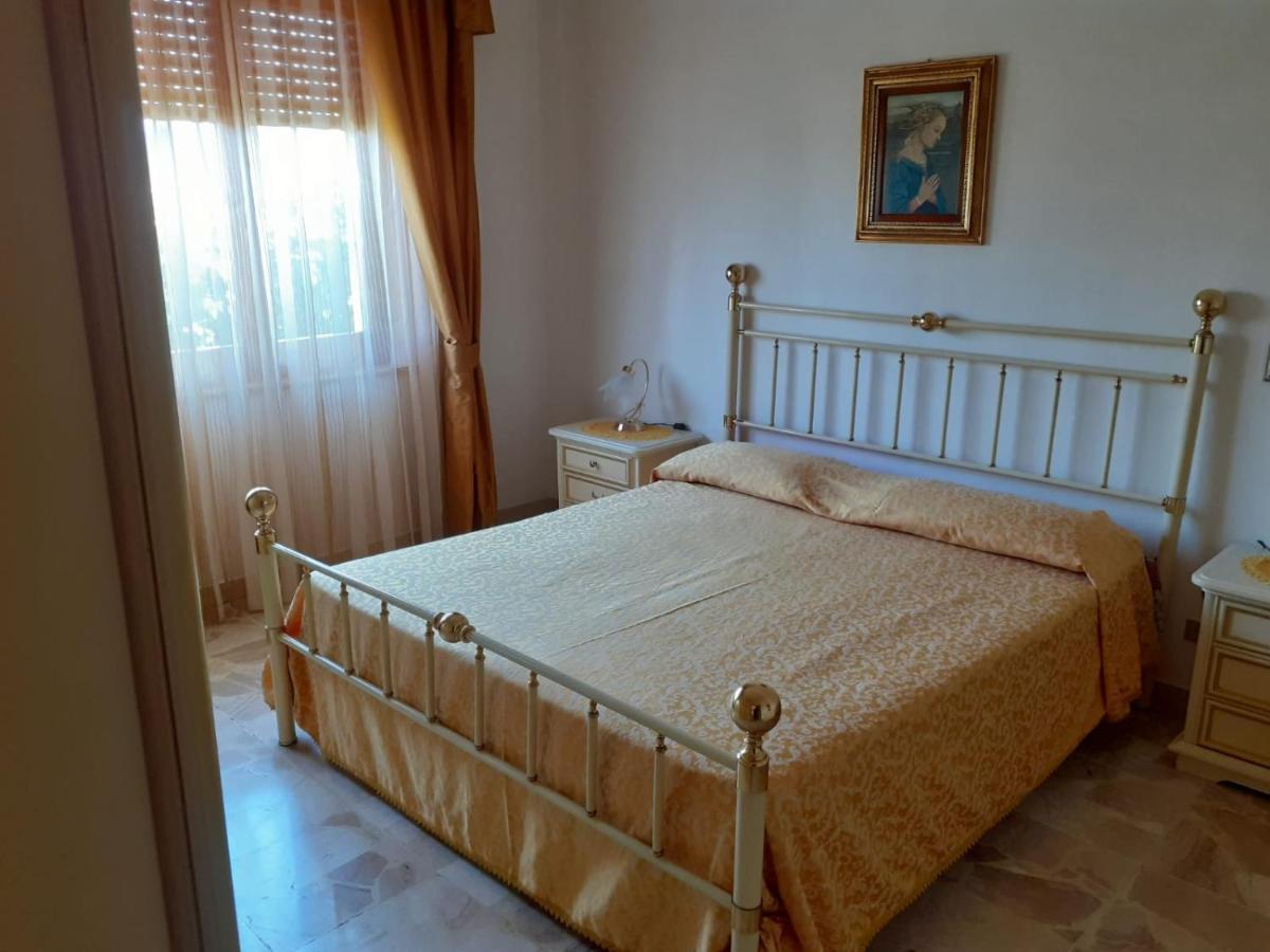 B&B Anna Piscinas Εξωτερικό φωτογραφία