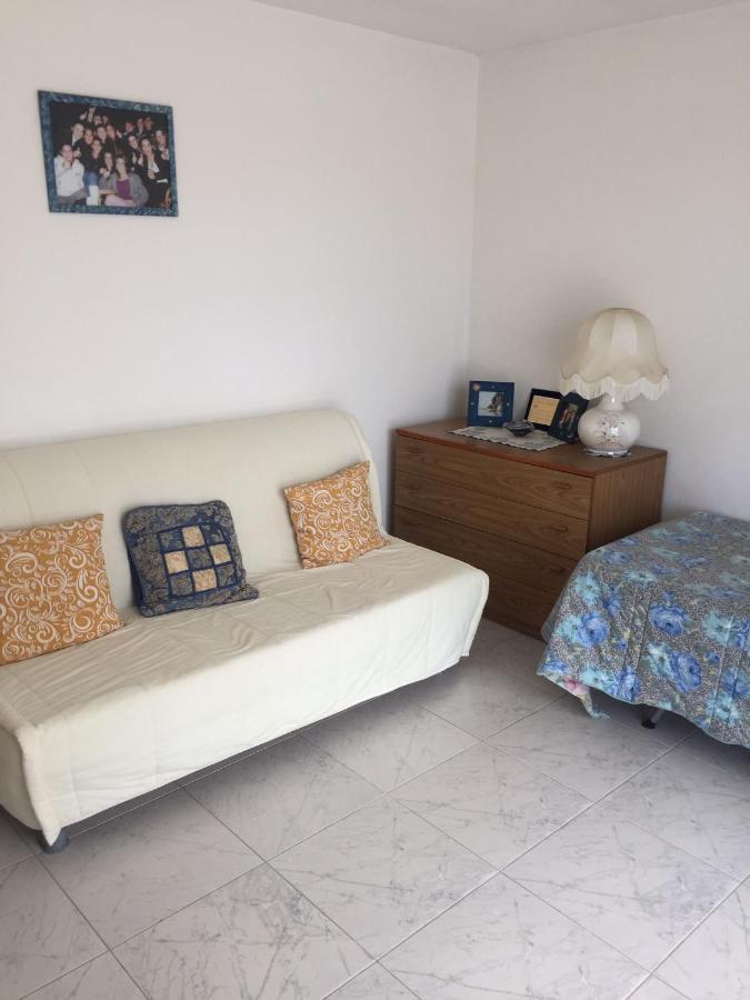 B&B Anna Piscinas Εξωτερικό φωτογραφία