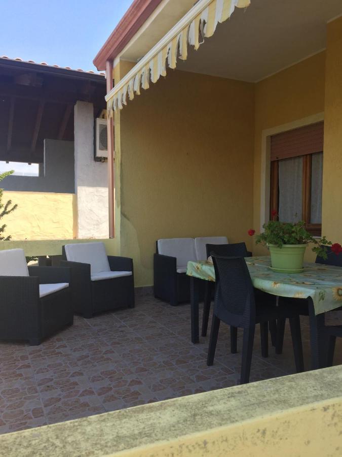 B&B Anna Piscinas Εξωτερικό φωτογραφία