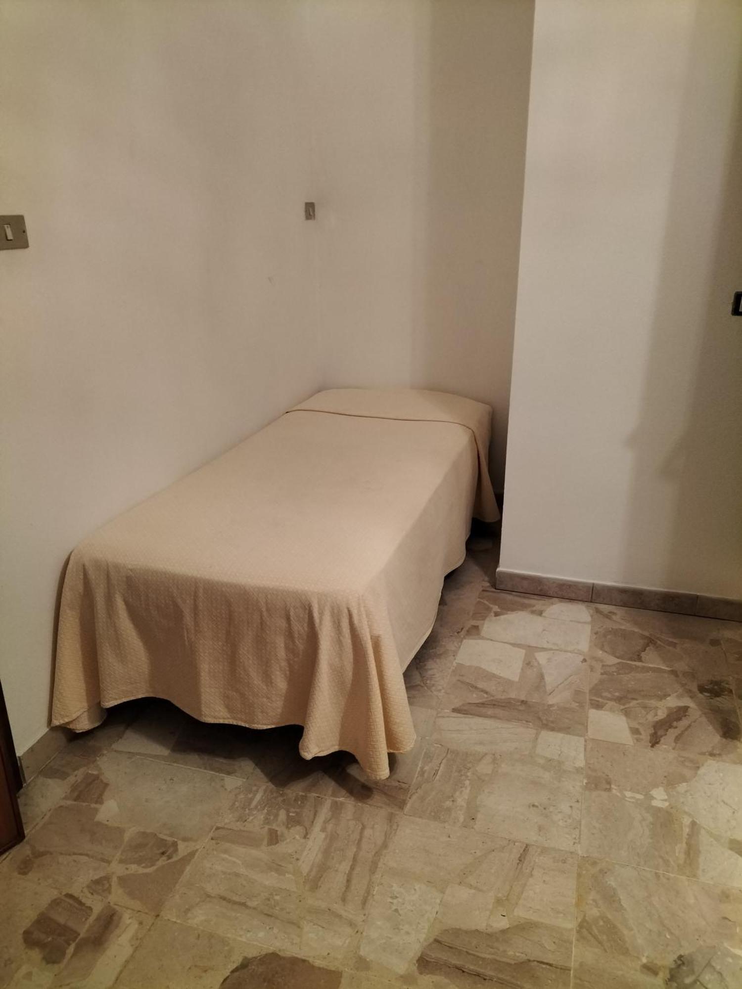 B&B Anna Piscinas Δωμάτιο φωτογραφία